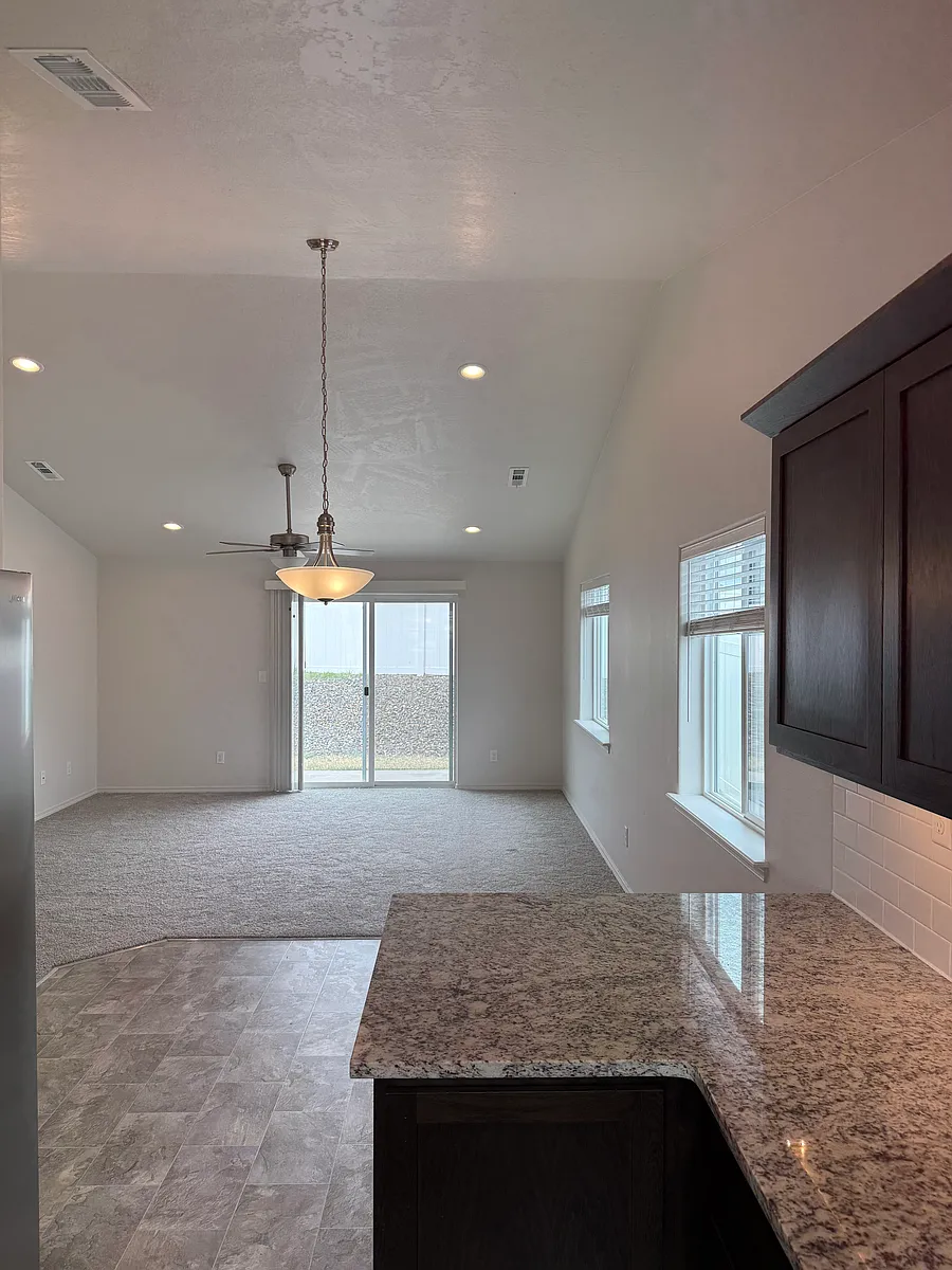 Building Photo - 4272 W Wood Ct
