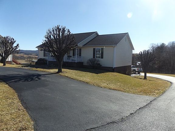 2nd image of 374 Stonebrook Dr