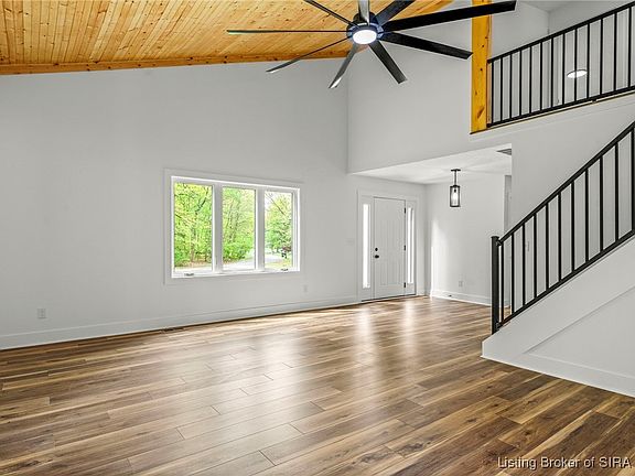 4th image of 1240 Parkwood Drive