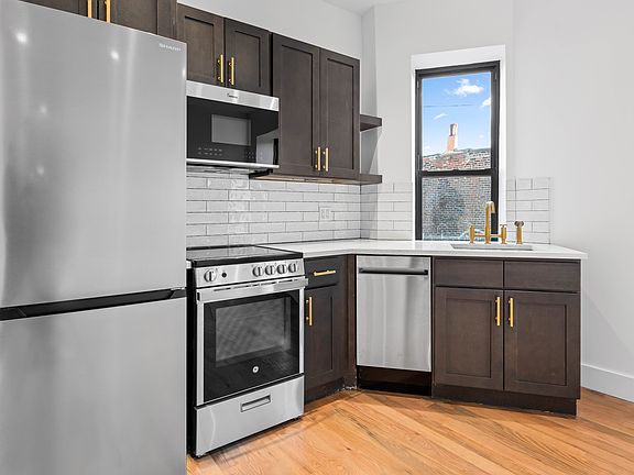 2nd image of 340 Broadway #7P