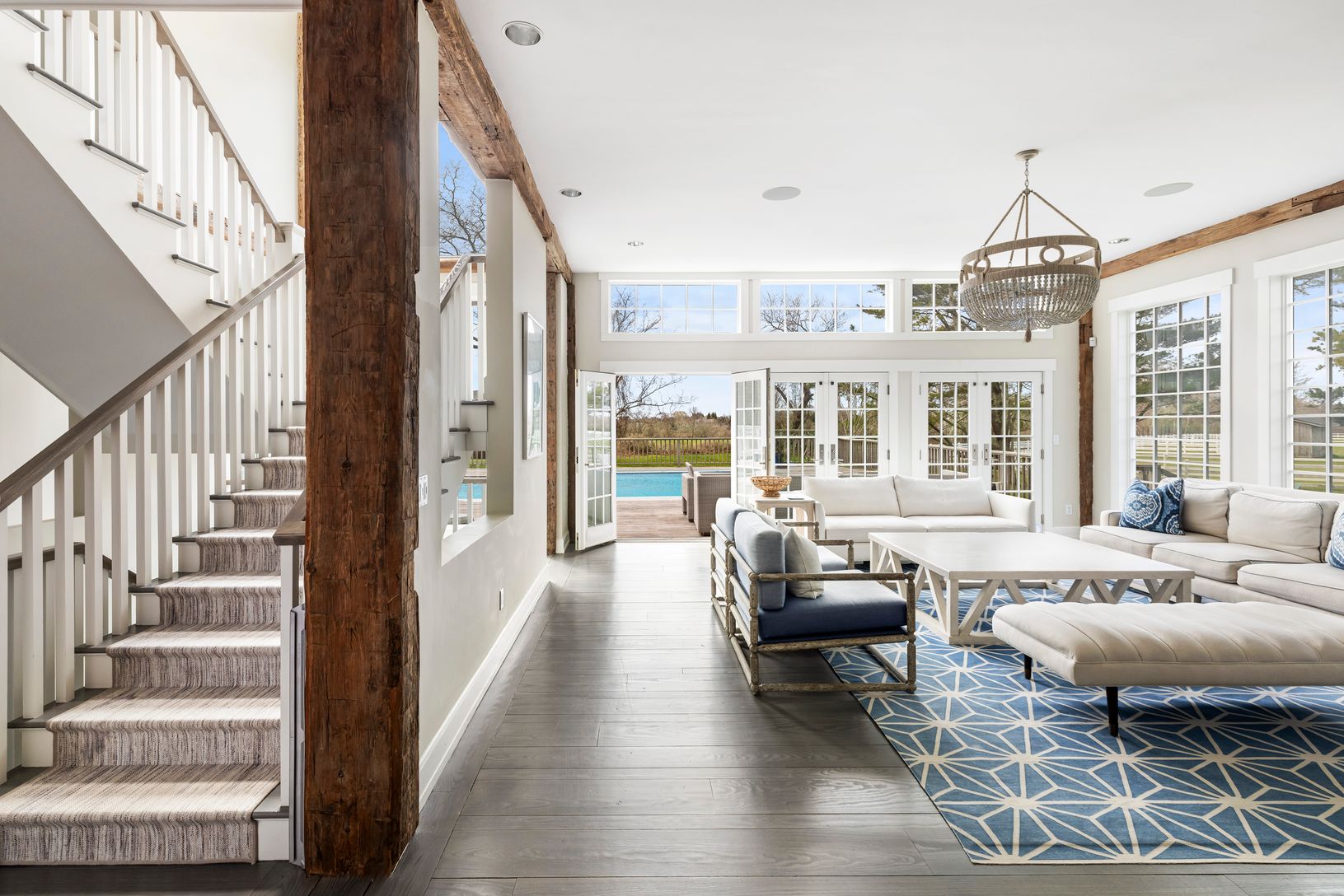  Large Great Room