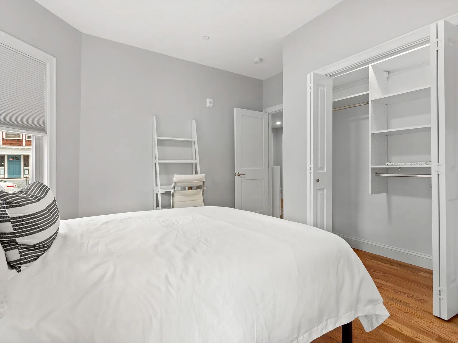 1 bed, 1450 sqft, $1,550 — Photo 4