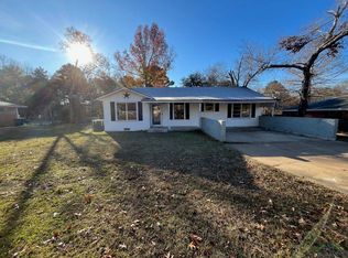 2906 Carroll Ave, Kilgore, TX 75662
