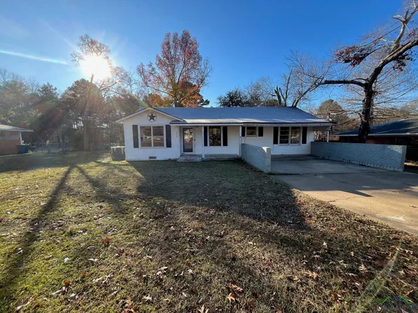 2906 Carroll Ave, Kilgore, TX 75662