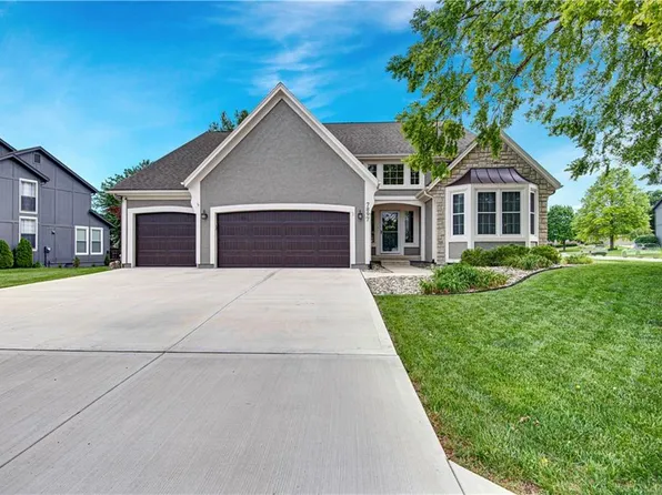 7897 W 153rd Ter, Overland Park, KS 66223