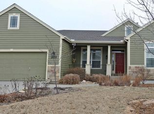 2632 Knollbrook Ct, Lawrence, KS 66046