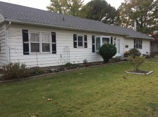 1404 W Delaware St, Fairfield, IL
