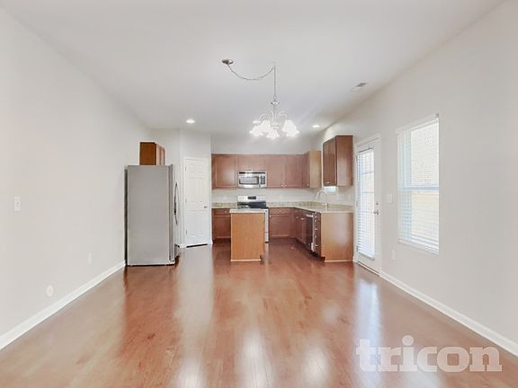 4th image of 4219 Patricia Ann Ct