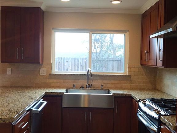 5th image of 8283 Cavalier Ln