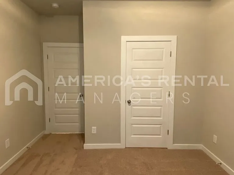 210 Ridge View Cir — Photo 13