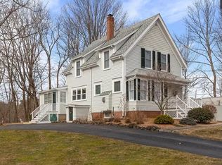 6 Maple St, Wenham, MA 01984
