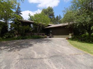 N2801 Wilson Rd, Poynette, WI 53955