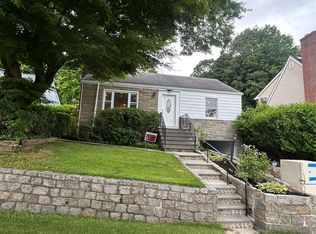 207 Morsemere Avenue, Yonkers, NY 10703