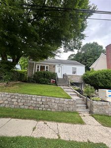 207 Morsemere Avenue, Yonkers, NY, 10703
