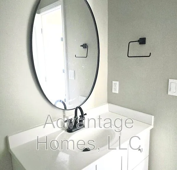 421-423 N Marion St #423 N MARION ST — Photo 11