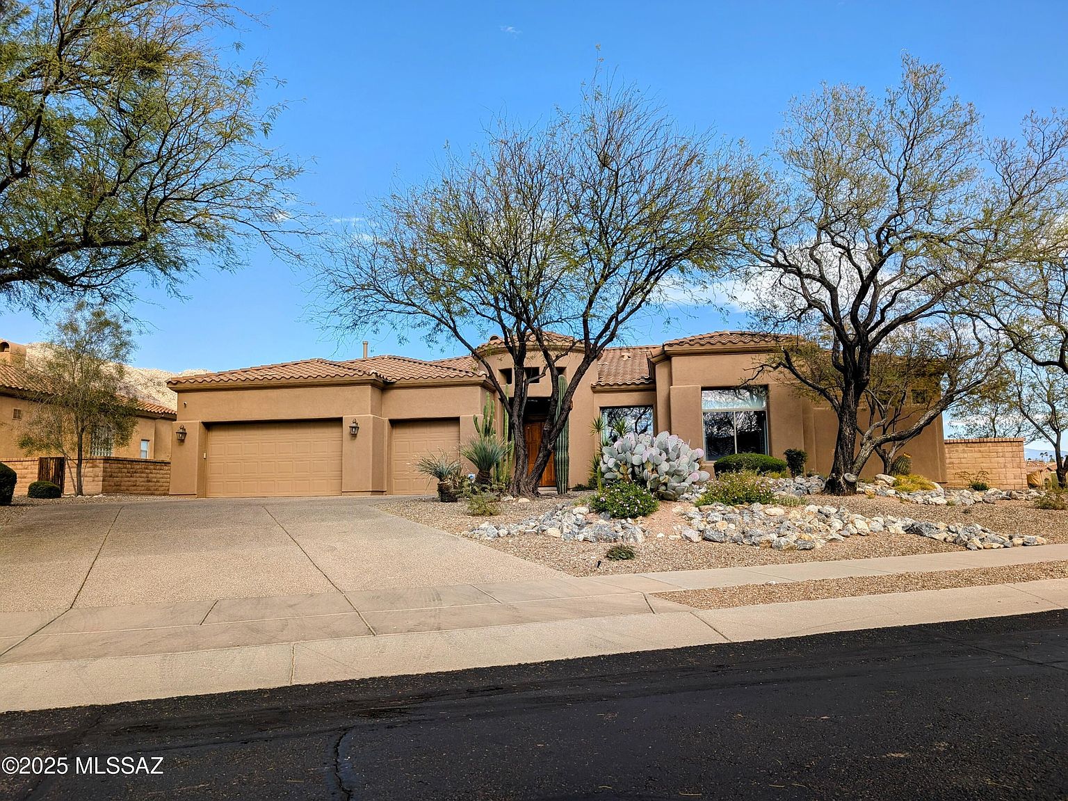 6366 N Skyline Ridge Dr, Tucson, AZ 85718 | Zillow