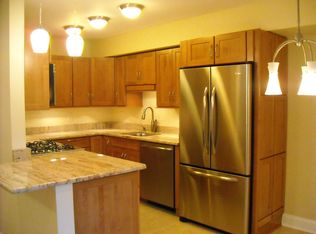 2318 Freetown Ct UNIT 9/22C, Reston, VA 20191