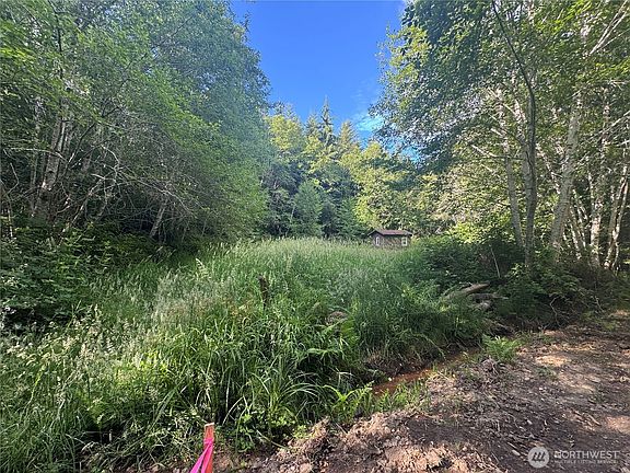 3rd image of 190 W Thunderbird Drive