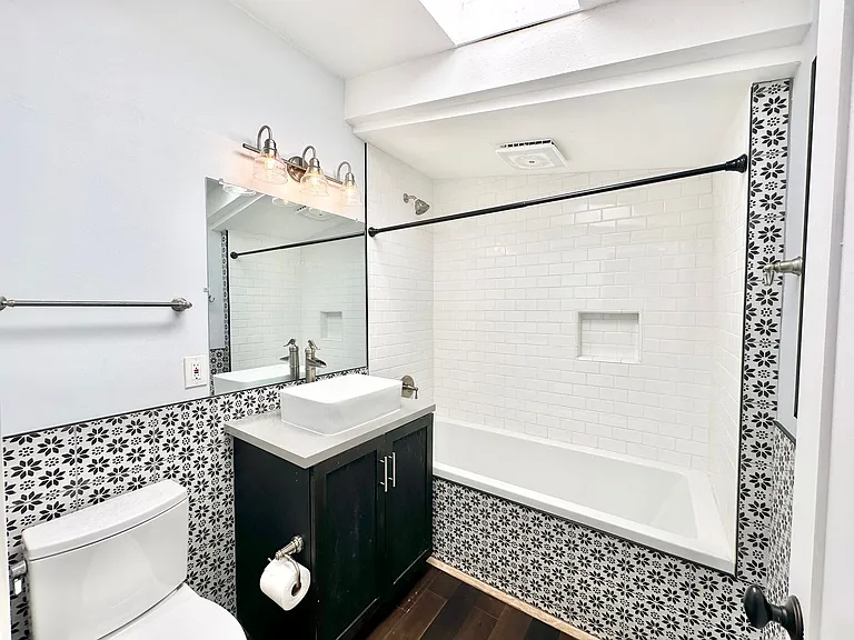 31428 Old River Rd — Photo 21