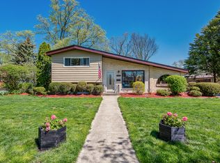 15W444 Victory Pkwy, Elmhurst, IL 60126