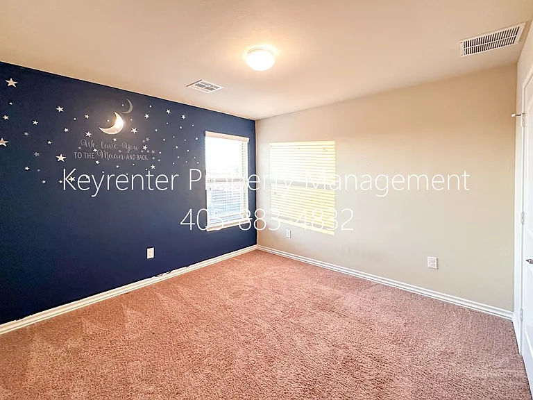 2409 Rosa Cir — Photo 23