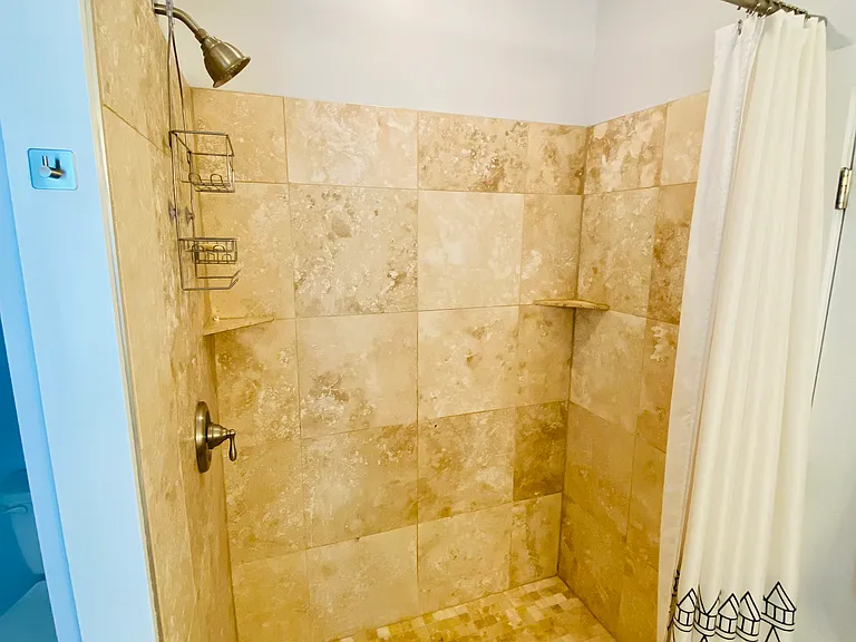 65 Honeysuckle Ln — Photo 8