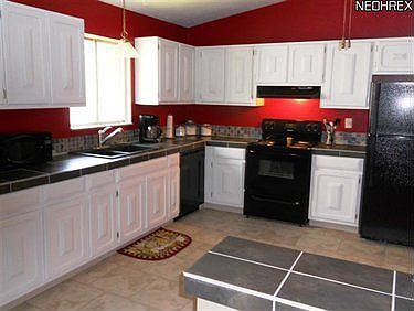 4th image of 6433 Glenallen Ave