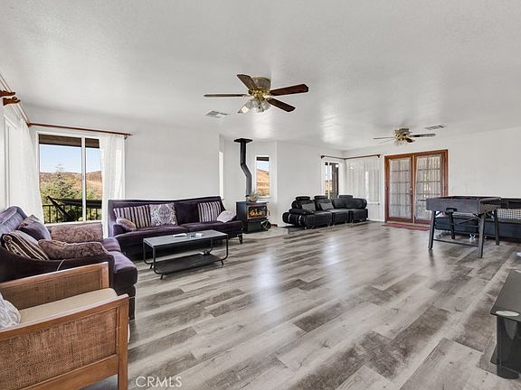 4th image of 42804 Barnstead Dr