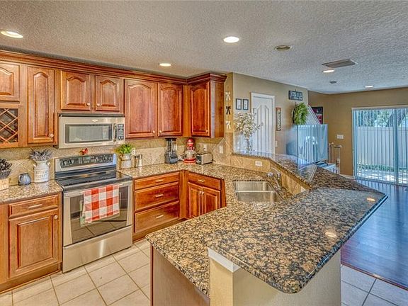 3rd image of 10807 Great Carlisle Ct