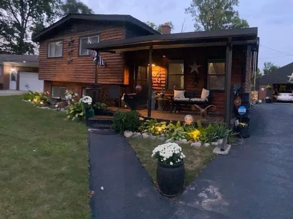 2830 Riegle Ave, Flint, MI 48506