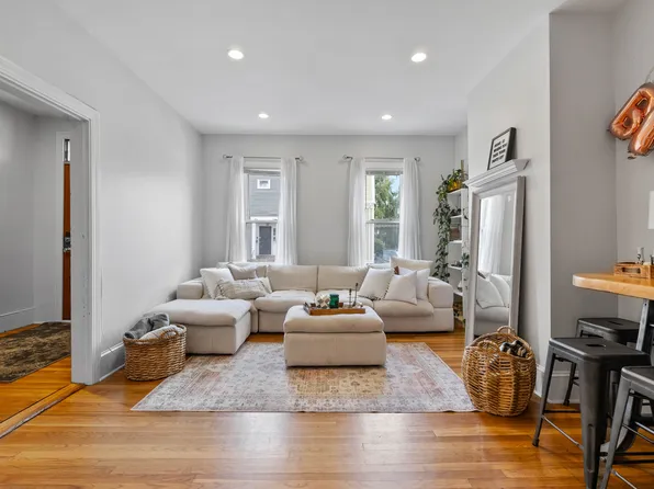 393 E 5th St, South Boston, MA 02127