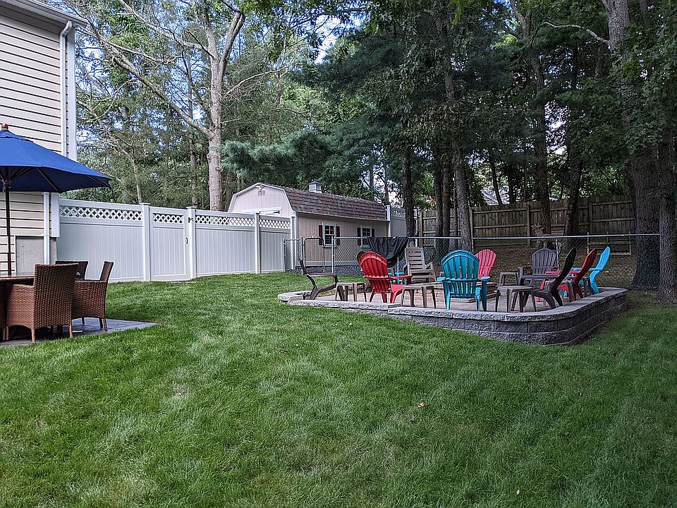 1st image of 21 Cains Hill Dr