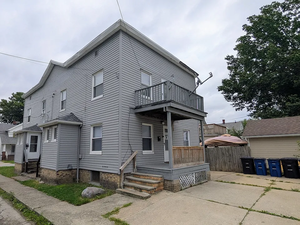 2915 Roanoke Ave #4