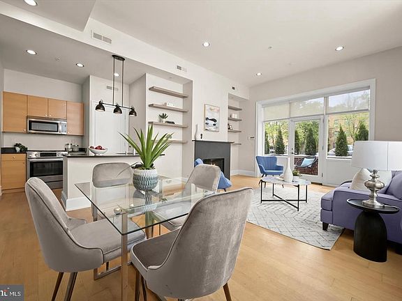 3rd image of 2516 Q St NW #209