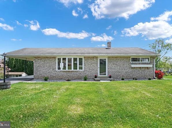 2566 Emig Mill Rd, Dover, PA 17315