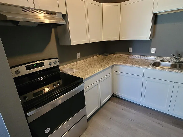 527 E Caney St #K — Photo 25