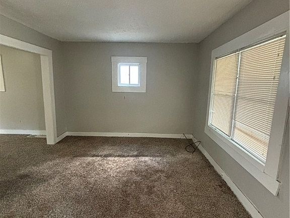 3rd image of 3595 E 108th St
