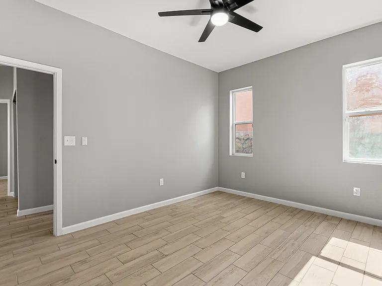 3334 Lincoln Ave — Photo 16