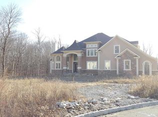 8 Godwin Ter, Monsey, NY 10952