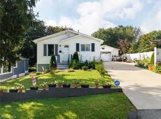 370 Rexford St, Akron, OH 44314