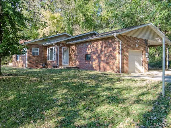 308 S Bluff Rd, Collinsville, IL 62234