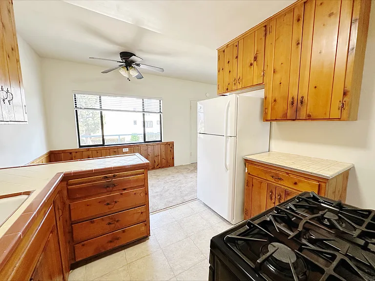 1772 La Playa Ave — Photo 9