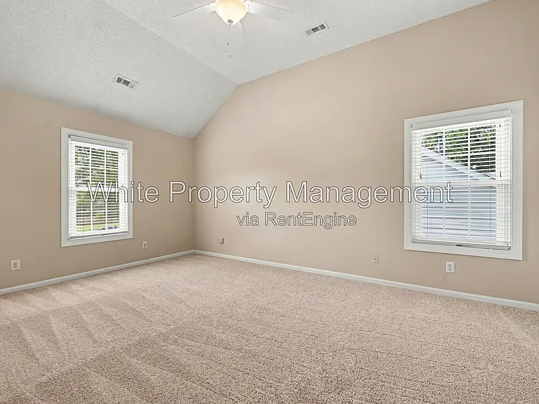 9201 Hanworth Trace Dr — Photo 12