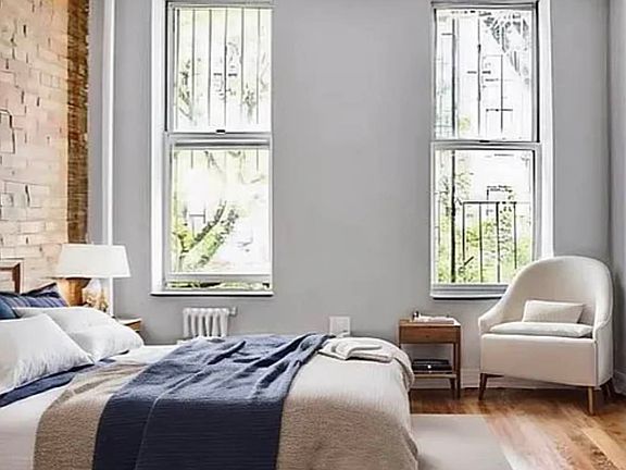 5th image of 277 E 10th St #7
