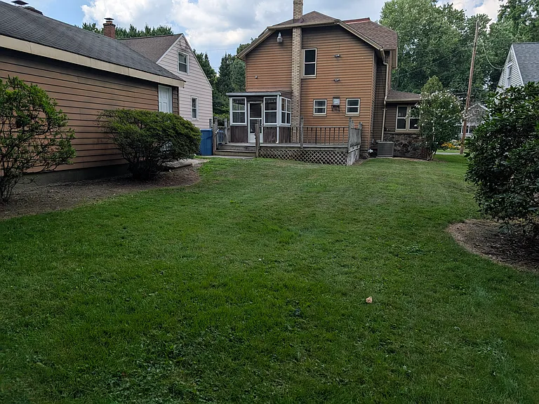 486 Needham Ave — Photo 37