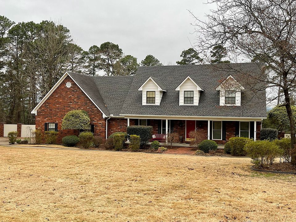 1st image of 3310 Half Moon Ln
