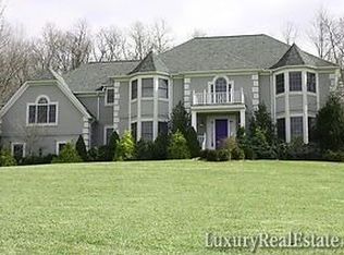 4 Stedwell Pl, Katonah, NY 10536