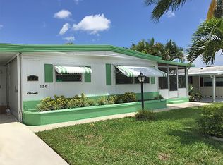 656 Sun Ray Ct, Boynton Beach, FL 33436