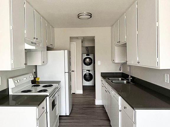 2nd image of 2246 Greenbrae Dr #184