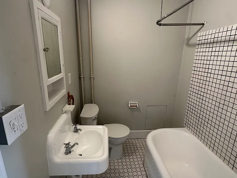46 S Main St #11 — Photo 3